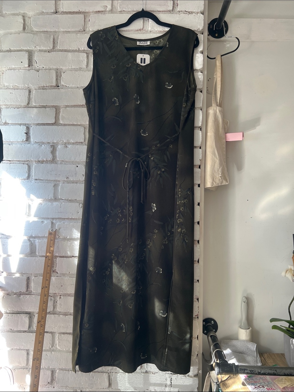 Vintage 90s sheath Sleeveless Olive Green V-Neck Tie-Waist Dress